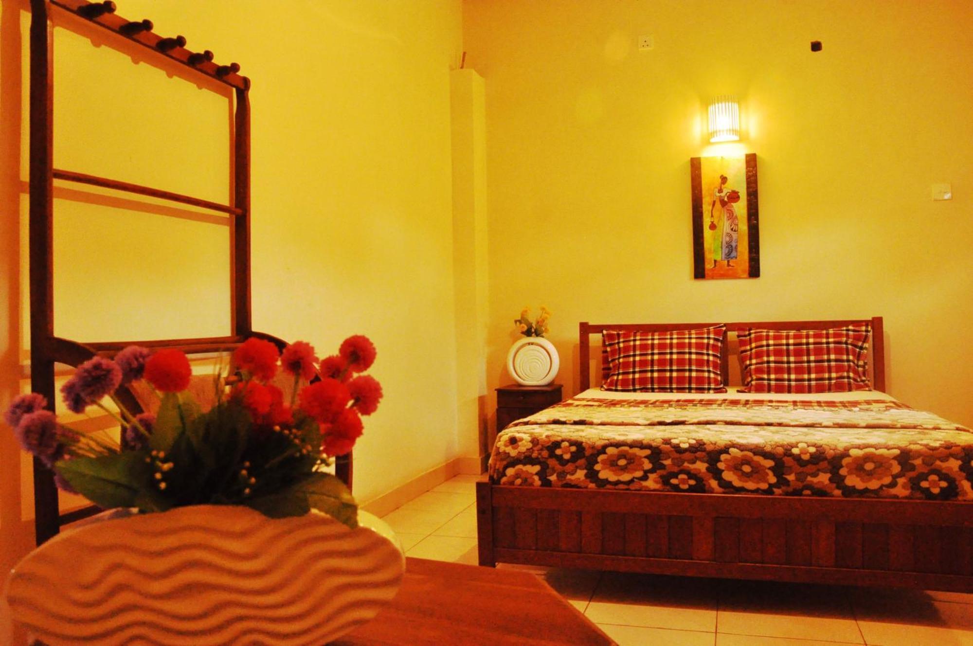Hotel Tinaya Dambulla Zimmer foto