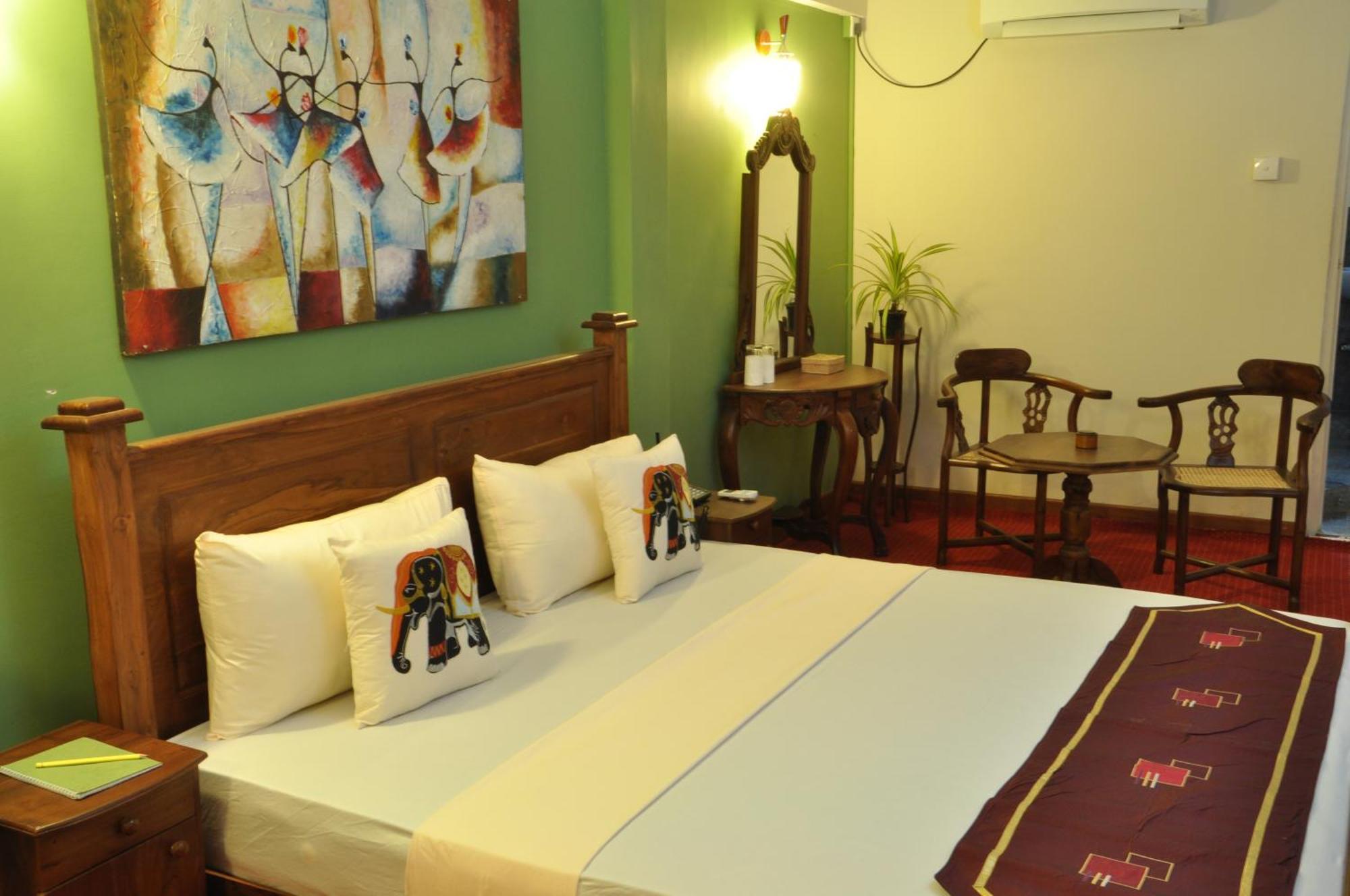 Hotel Tinaya Dambulla Zimmer foto