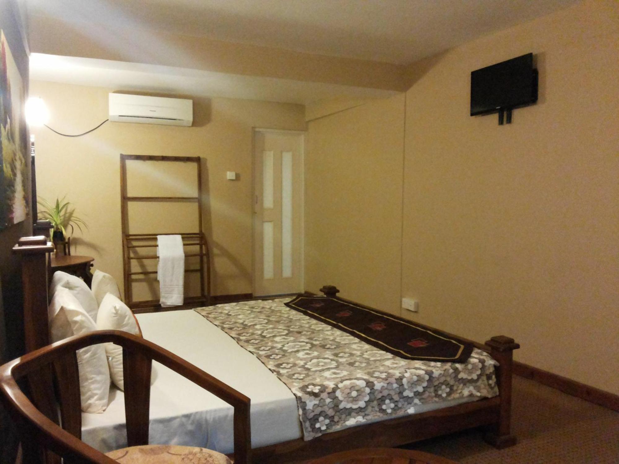 Hotel Tinaya Dambulla Zimmer foto